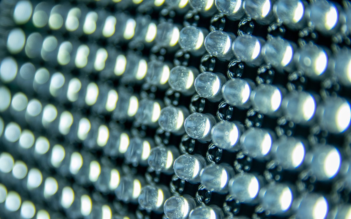 LED Grow Light Kits - LEDs Close-Up LED Grow Light Kits - LEDs Close-Up